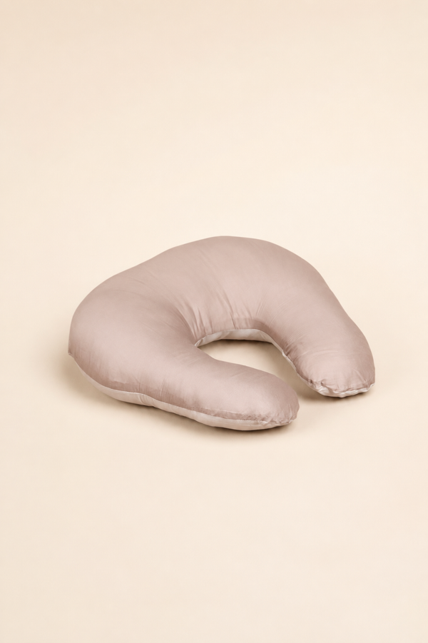 Feeding Pillow, cotton, handcrafted in Kerala – front view