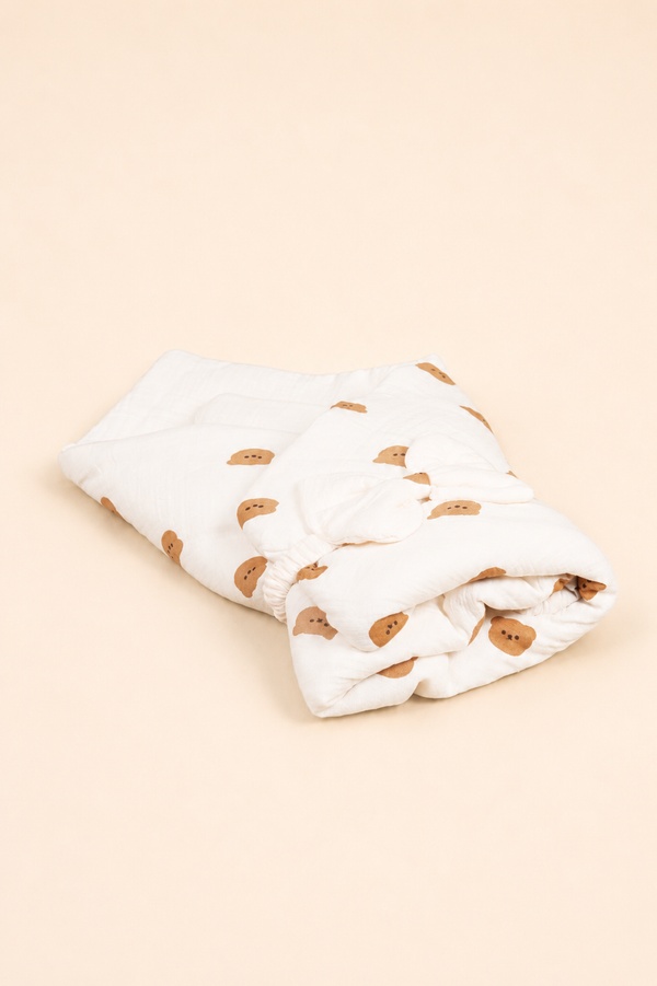 Baby Wrap, muslin, handcrafted in Kerala – front view