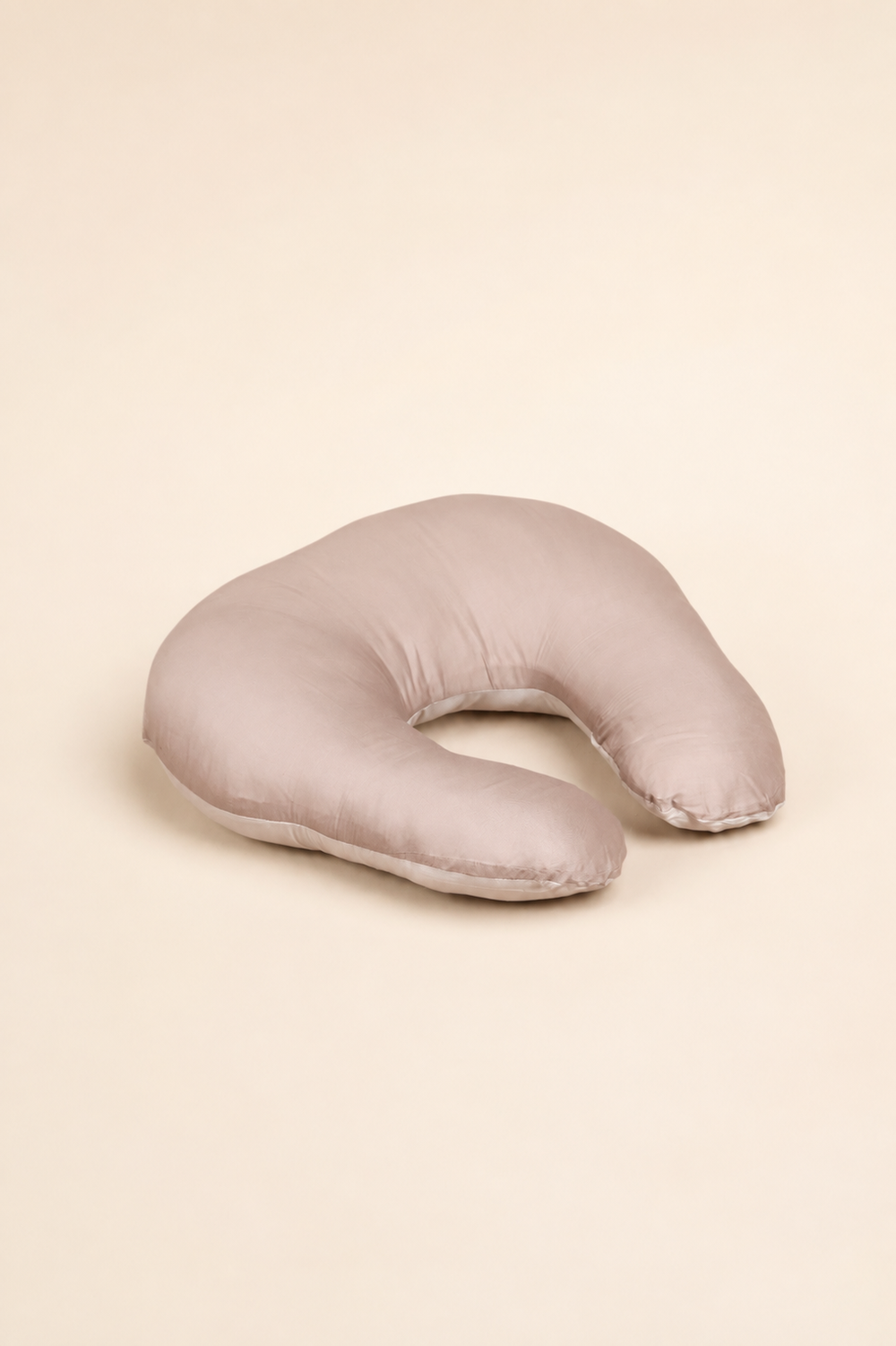 Feeding Pillow, cotton, handcrafted in Kerala – front view