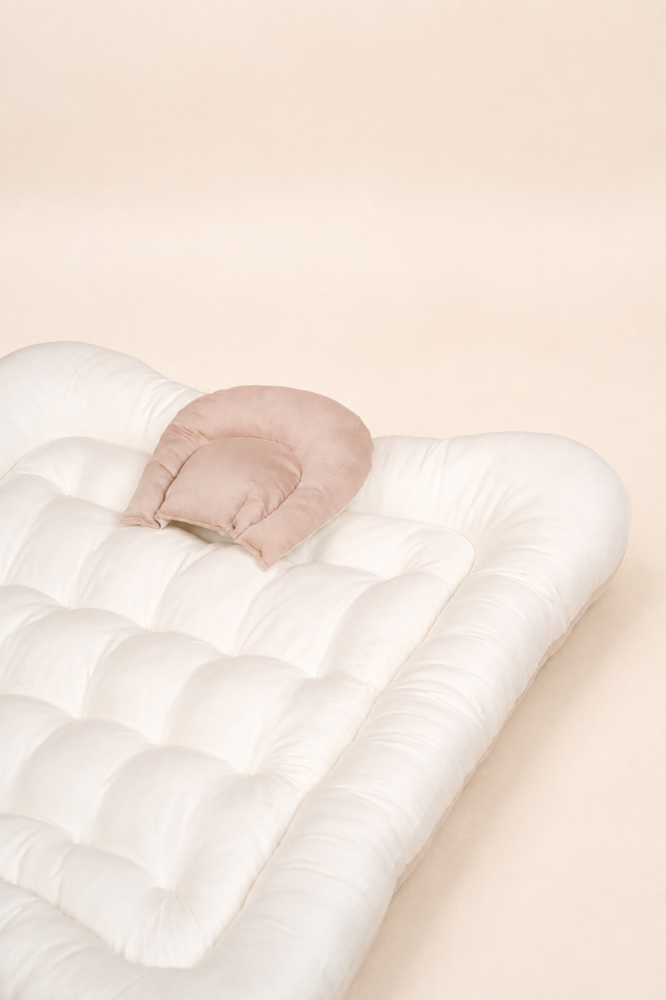 Flat Bed, cotton, handcrafted in Kerala – front view