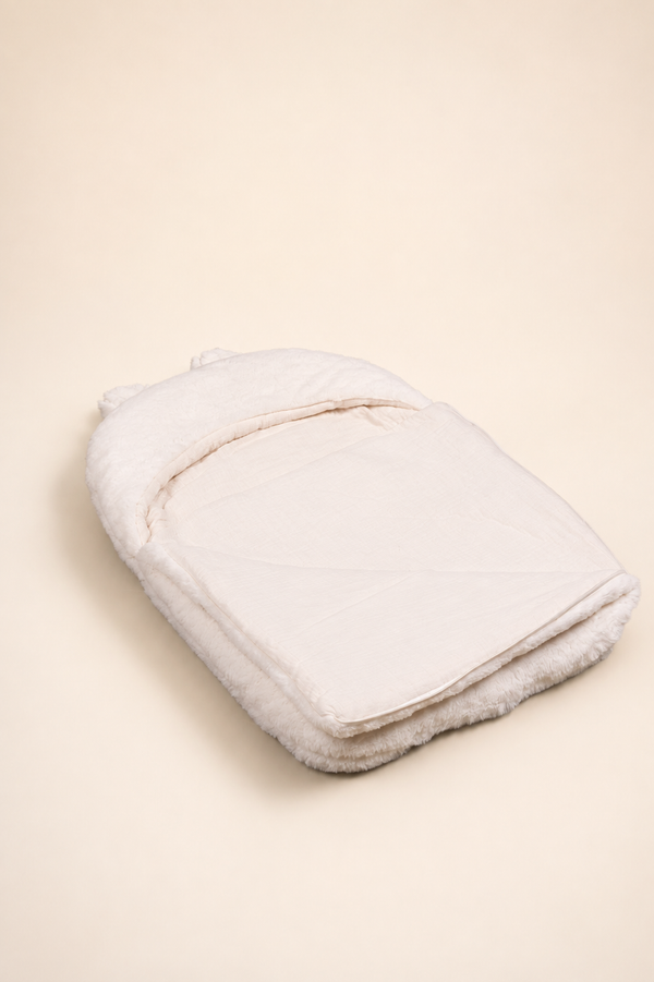Teddy Nest, plush fur, handcrafted in Kerala – front view
